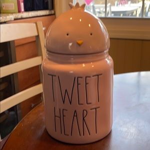 Brand new Rae Dunn “Tweet Heart” Canister